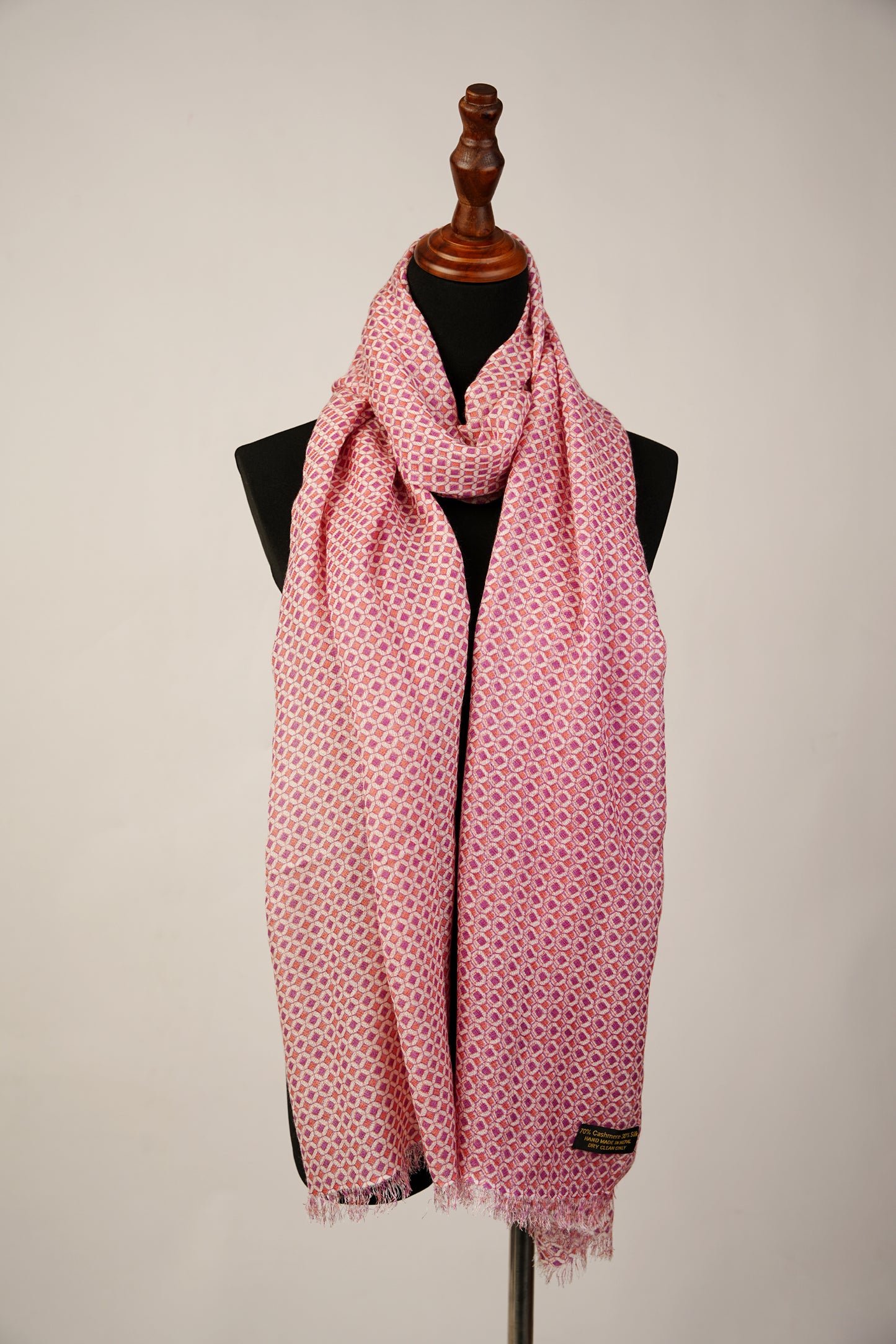 Square Print Featherweight Taffy Shawl made of silk and cashmere, digitally printed