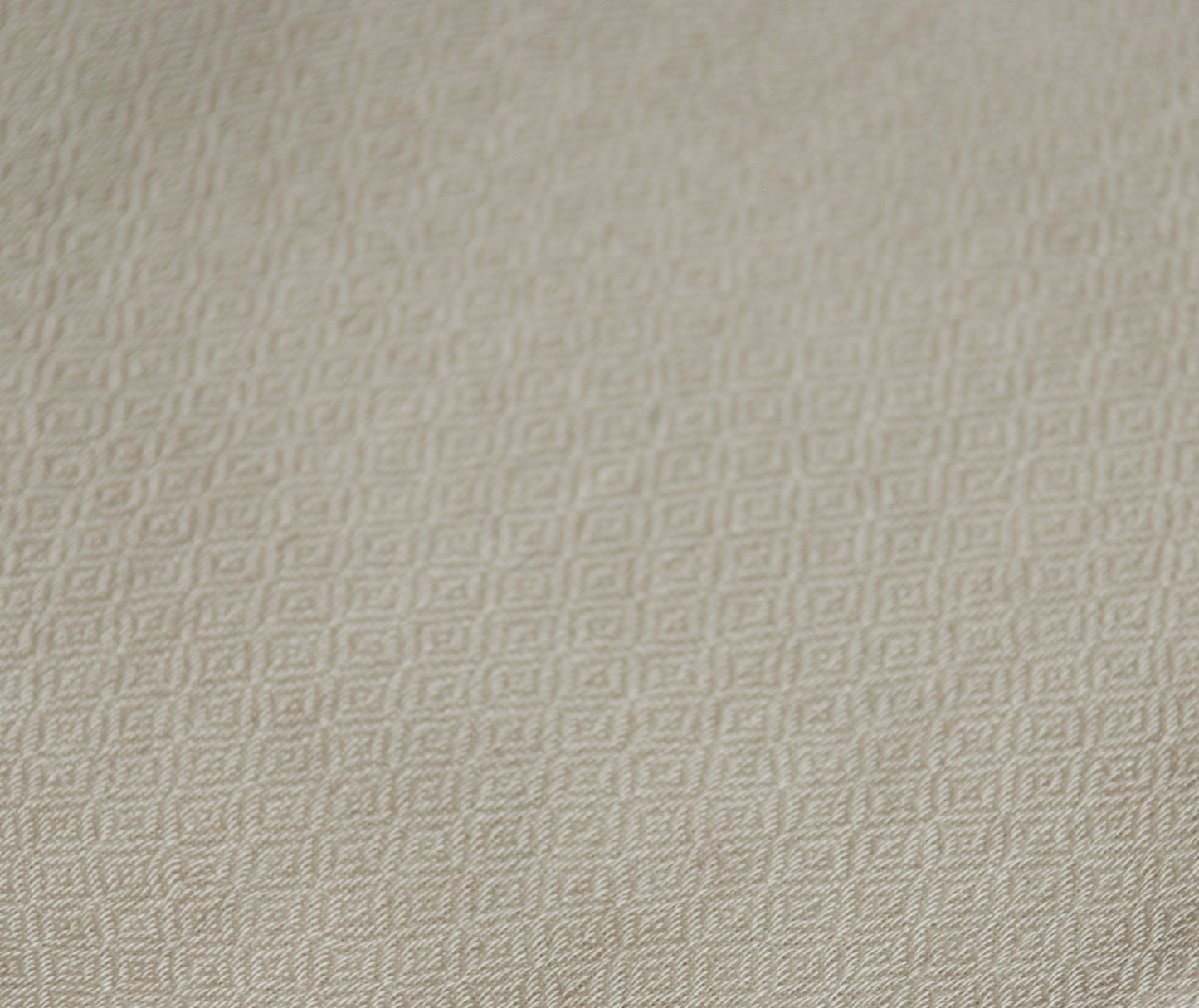 Diamond Pattern Off White Cashmere Shawl