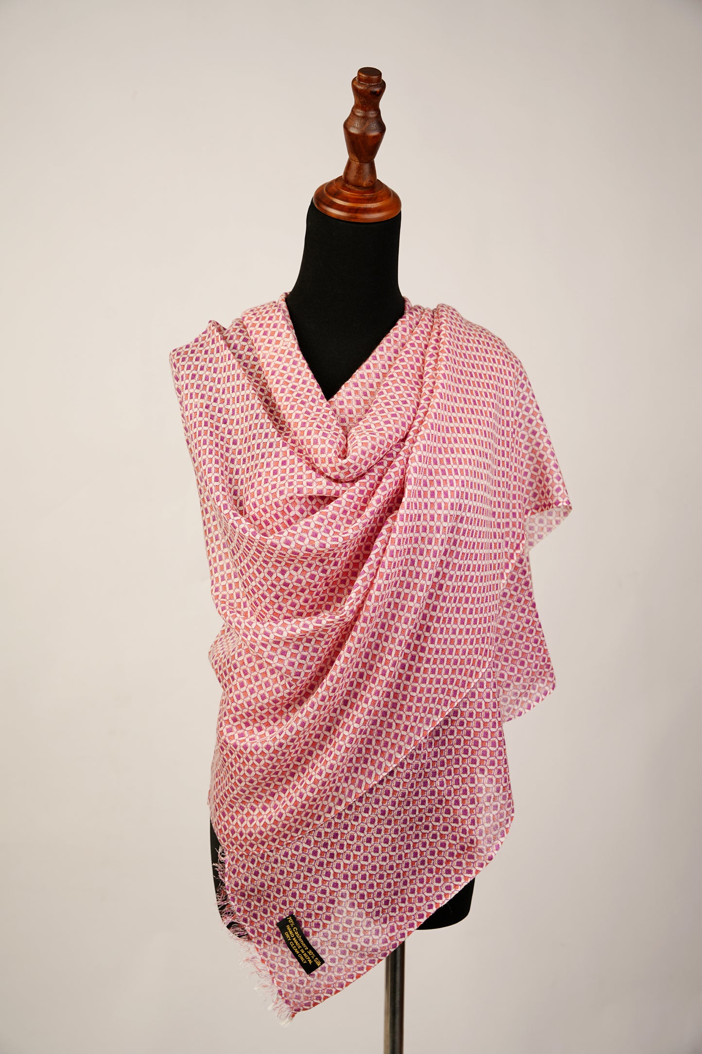 Square Print Featherweight Taffy Shawl made of silk and cashmere, digitally printed