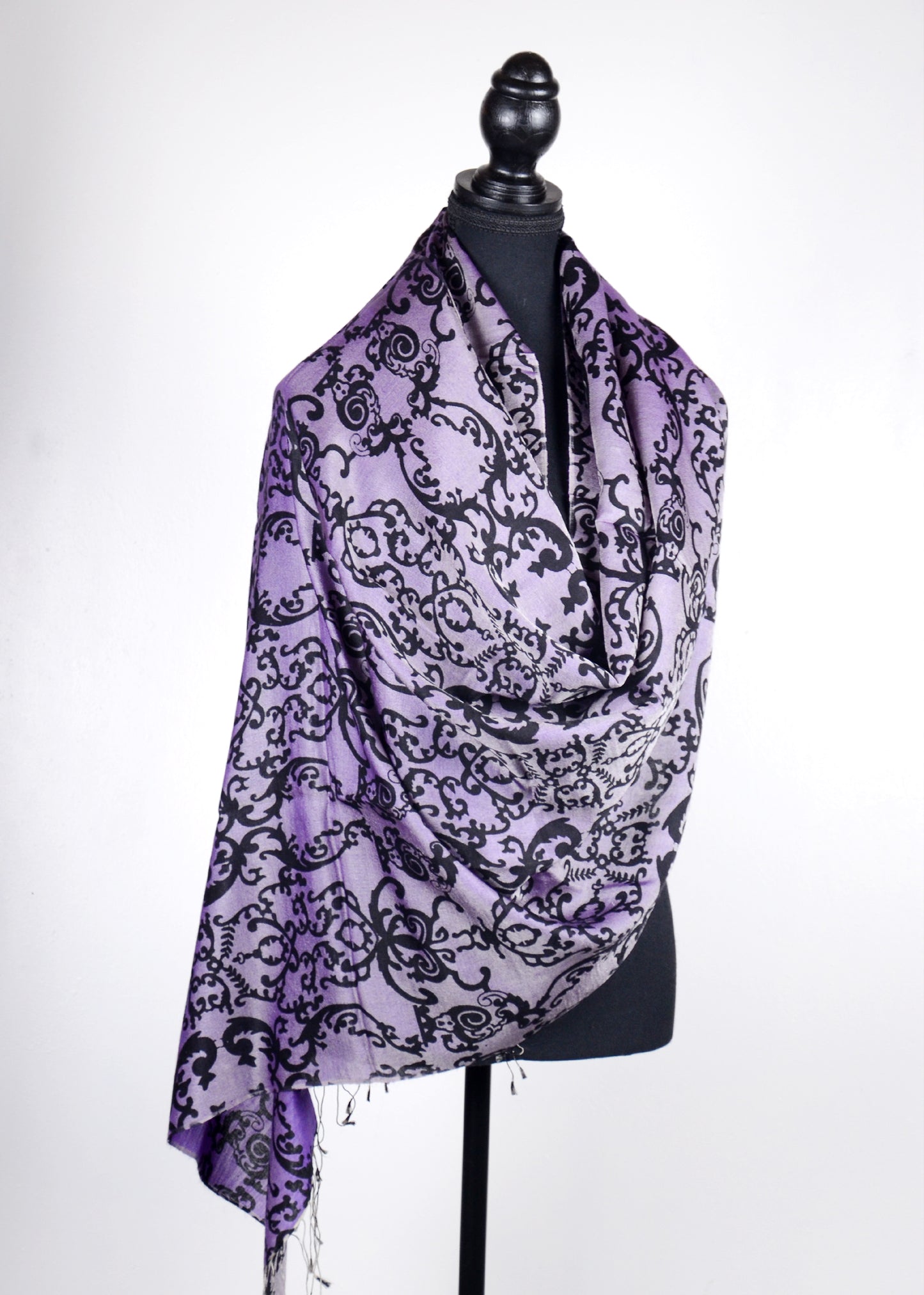 Violet pashmina stole in vine print