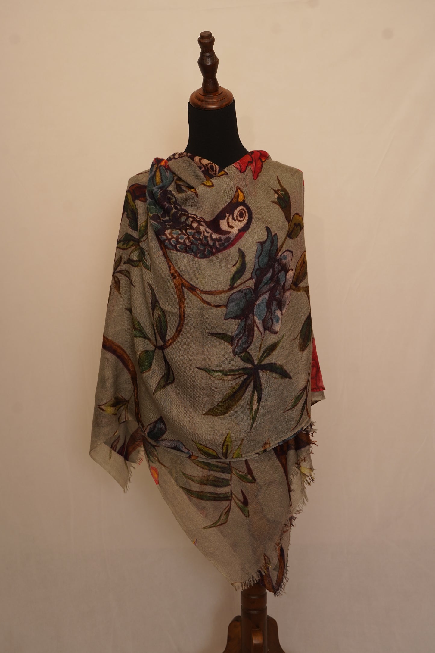 Bird prints cashmere shawl