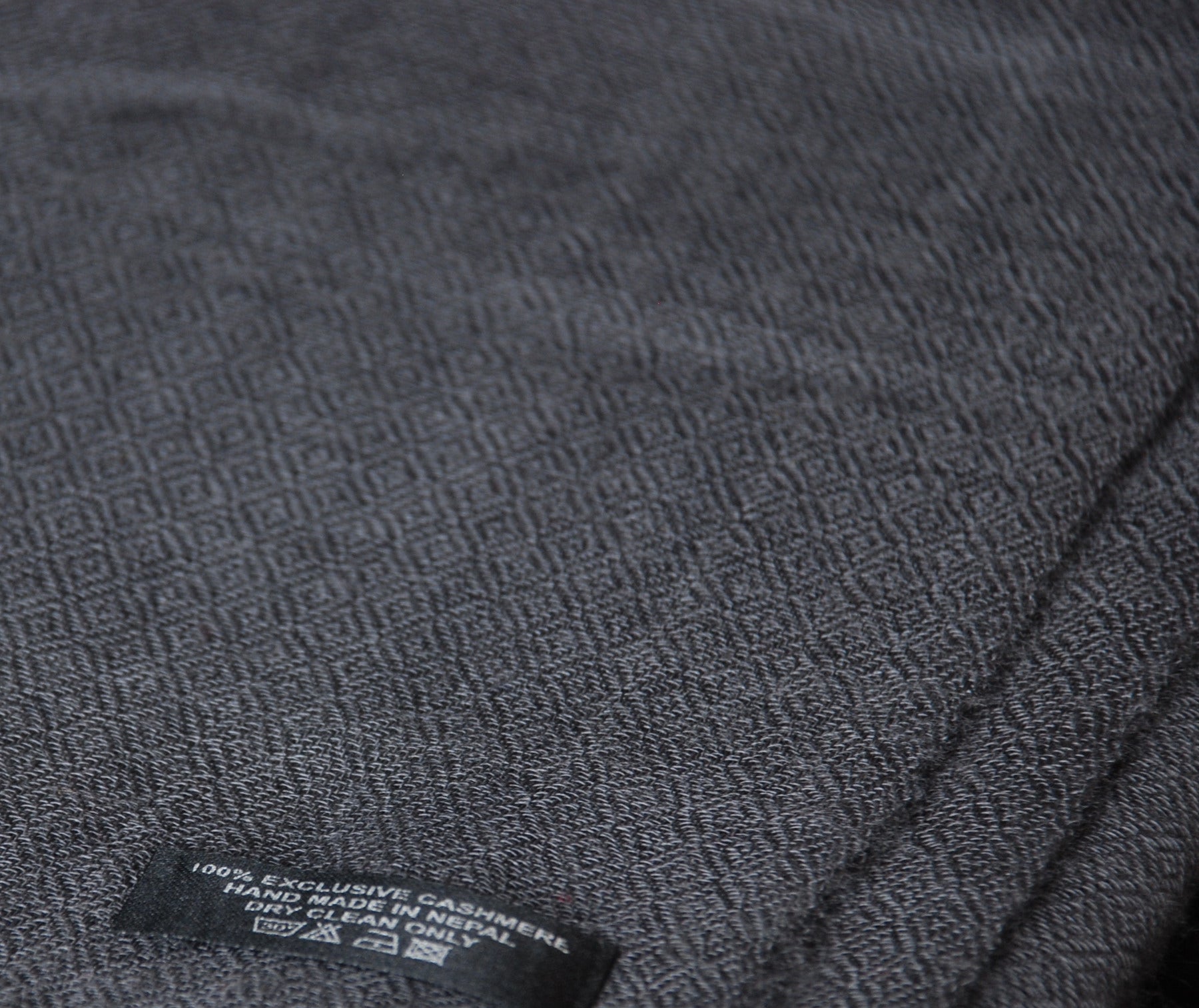 Diamond Pattern  Gray Pashmina Shawl