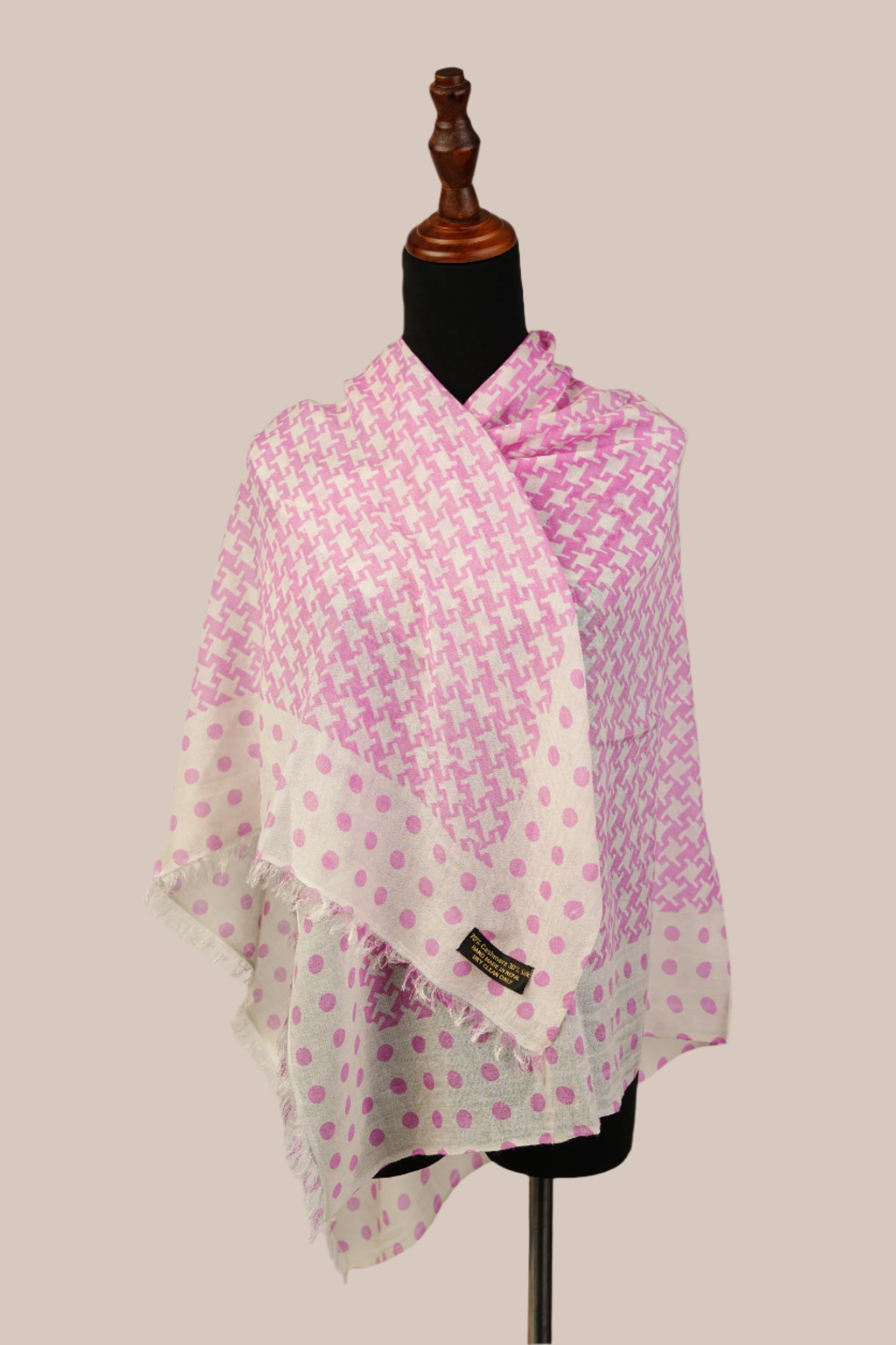 pink printed pashmina scarf