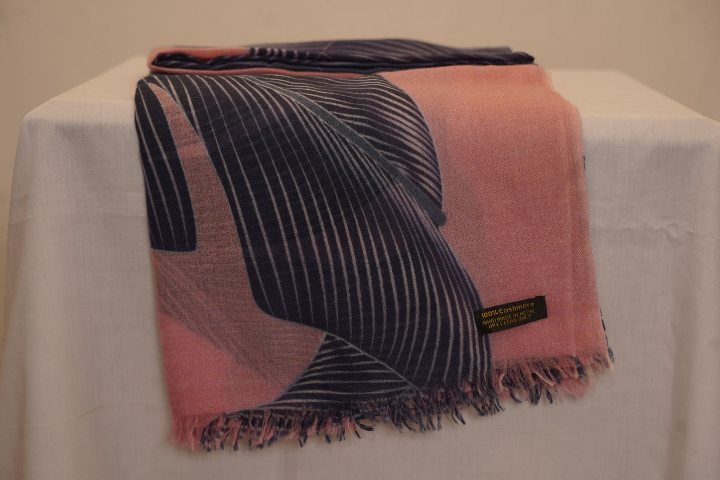 Premium Cashmere Leaf Design Shawl – Ultra-Soft Lightweight Wrap
