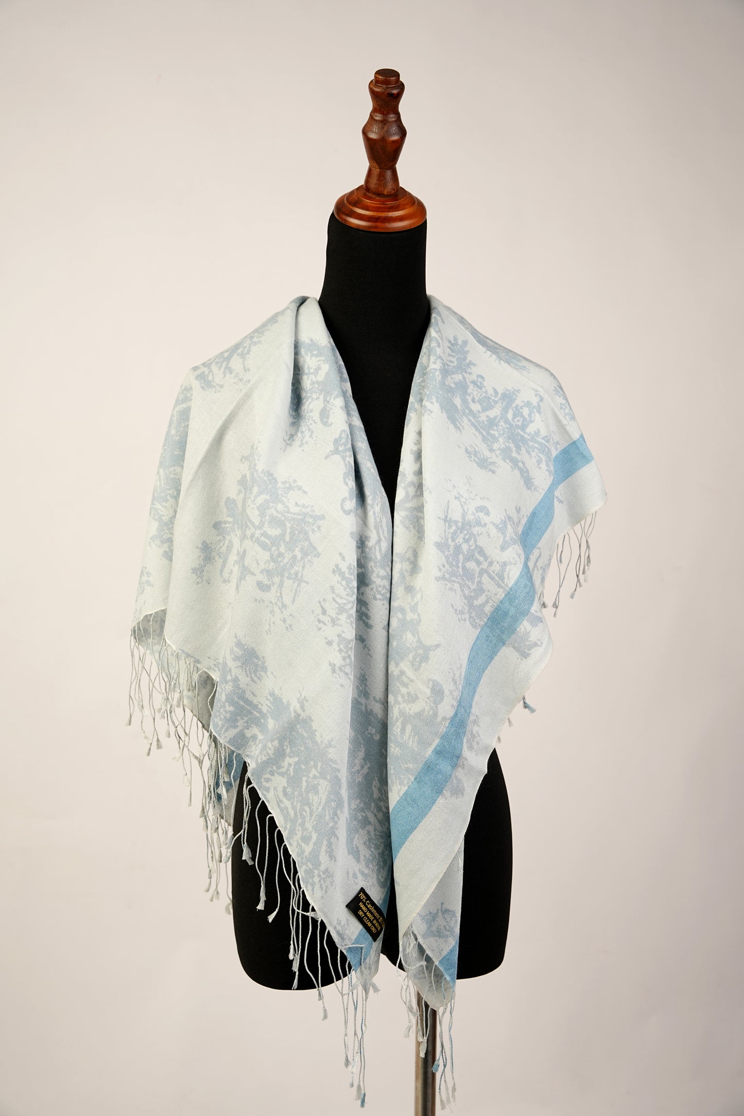 Sky Blue Floral Shawl made of a blend of silk and cashmere